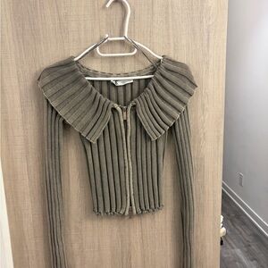 Zara Off-the-Shoulder Ribbed Sweater in Gray